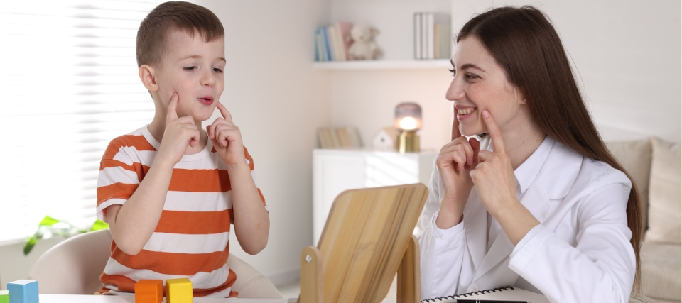 Международный день логопеда: участники премии «Золотой медвежонок» помогают специалистам Международный день логопеда: участники премии «Золотой медвежонок» помогают специалистам