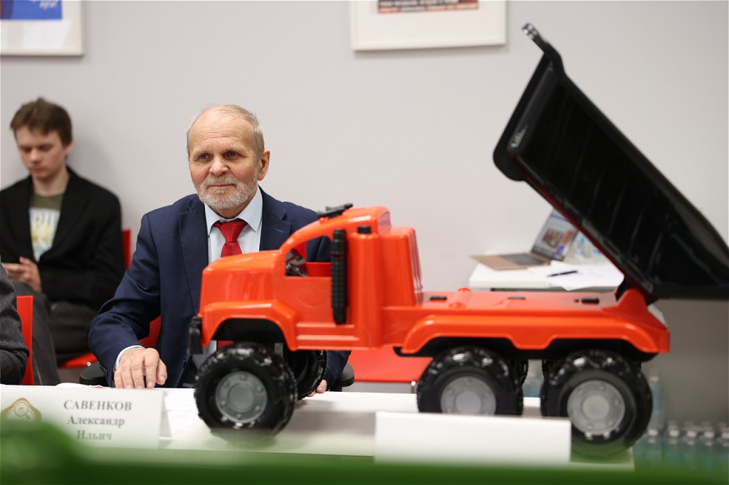 Александр Савенков, председатель Научно-экспертного совета Национальной премии, академик Российской Академии образования 